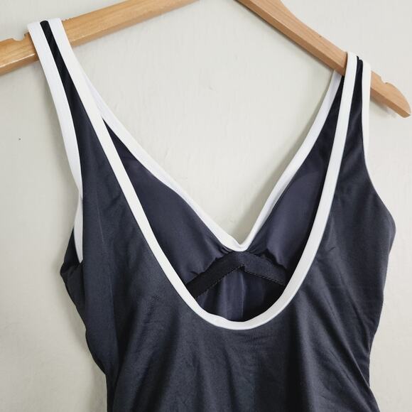 NWT Aqua 1/4 Placket Light Support Black White One-Piece Swimsuit - Picture 8 of 10